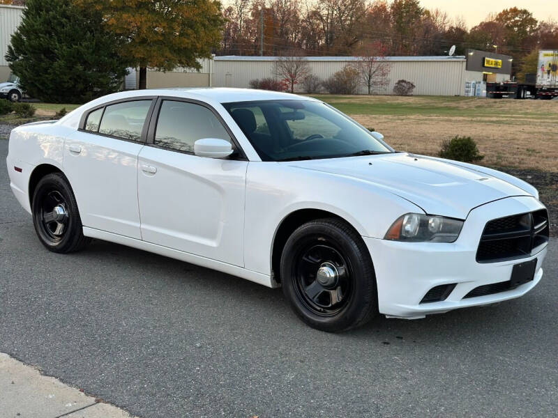 2014 Dodge Charger for sale at ECONO AUTO INC in Spotsylvania VA