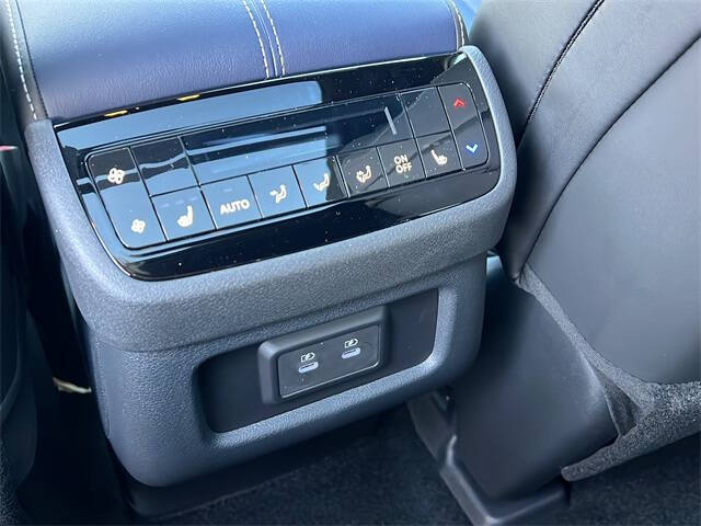 2026 Infiniti QX60 Sport