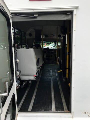 2015 Ford E-Series E-350 SD