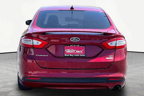 2016 Ford Fusion SE