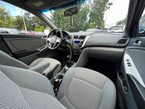 2014 Hyundai Accent GS