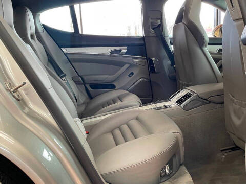 2012 Porsche Panamera Turbo