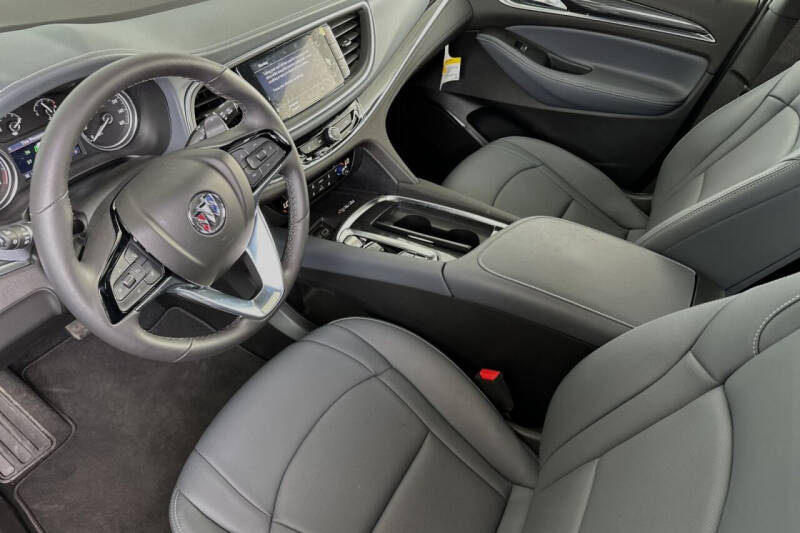 2024 Buick Enclave Essence