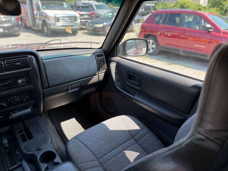 2000 Jeep Cherokee Sport