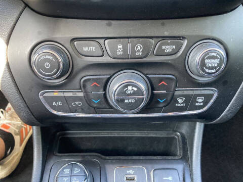 2019 Jeep Cherokee Trailhawk