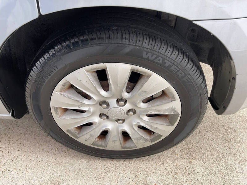 2013 Chrysler 200 LX