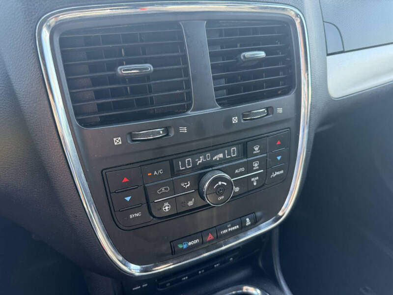 2016 Dodge Grand Caravan R/T