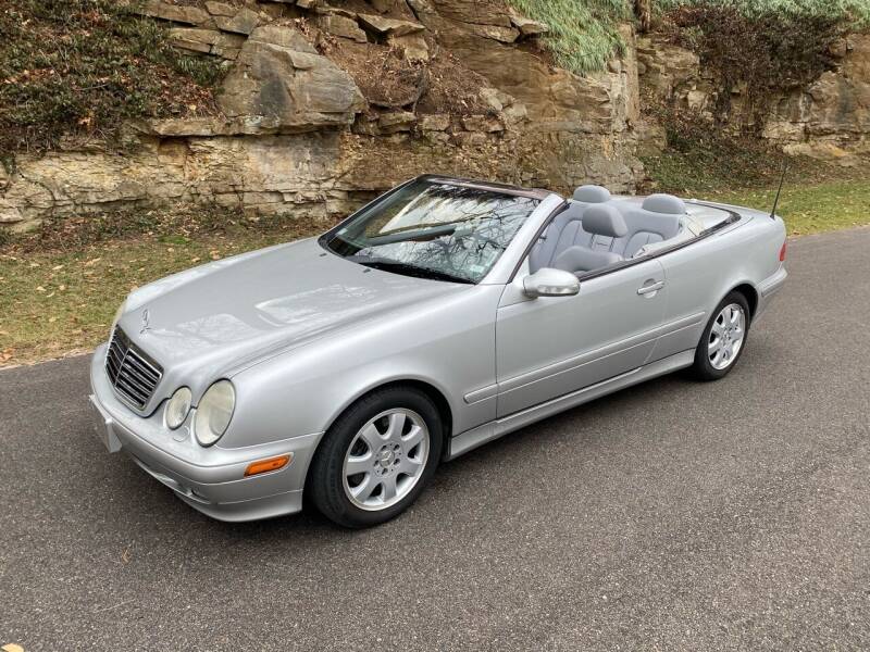 2003 Mercedes-Benz CLK for sale at Bogie's Motors in Saint Louis MO
