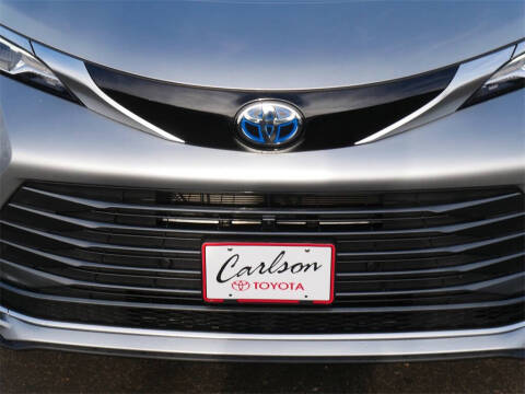 2025 Toyota Sienna Platinum 7-Passenger