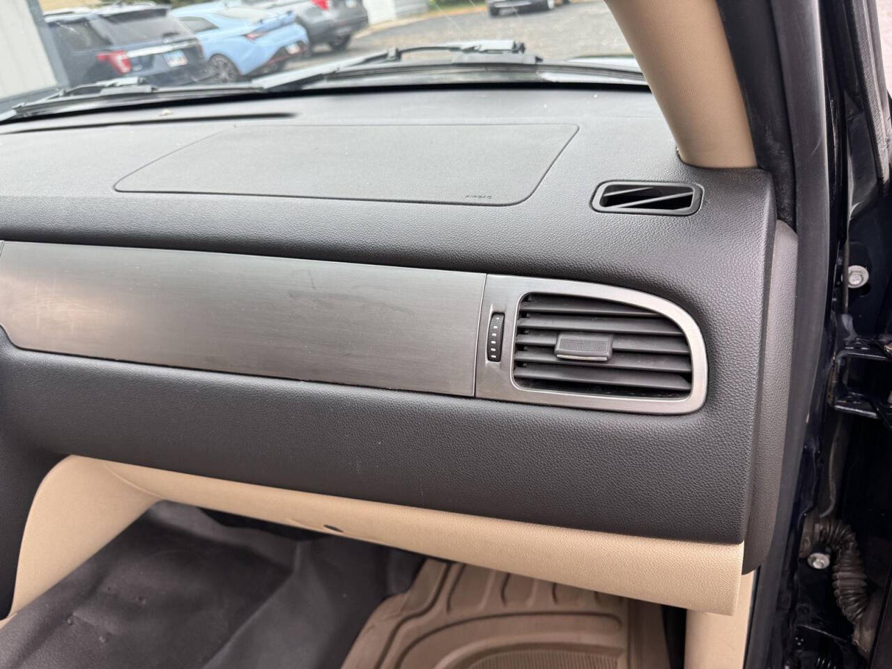 2007 Chevrolet Suburban 30