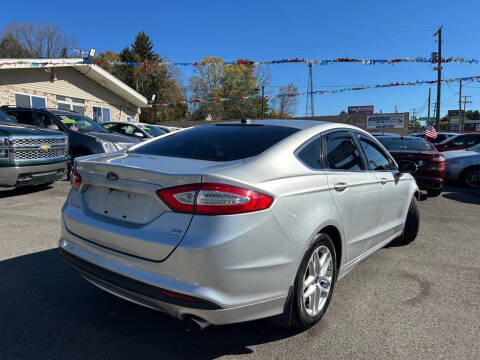 2013 Ford Fusion SE