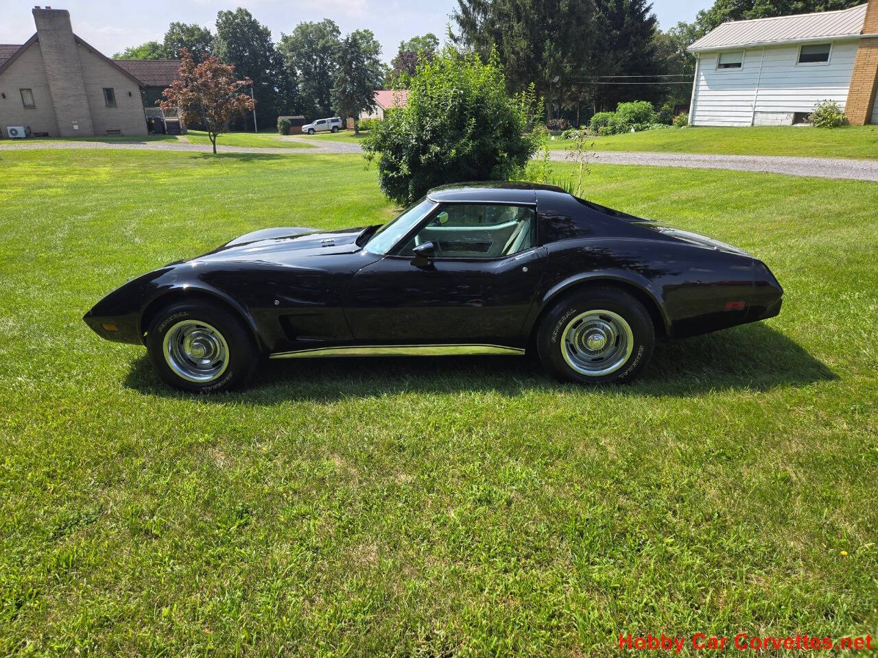 1977 Chevrolet Corvette 2