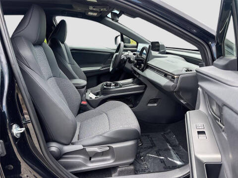 2026 Toyota bZ XLE Plus