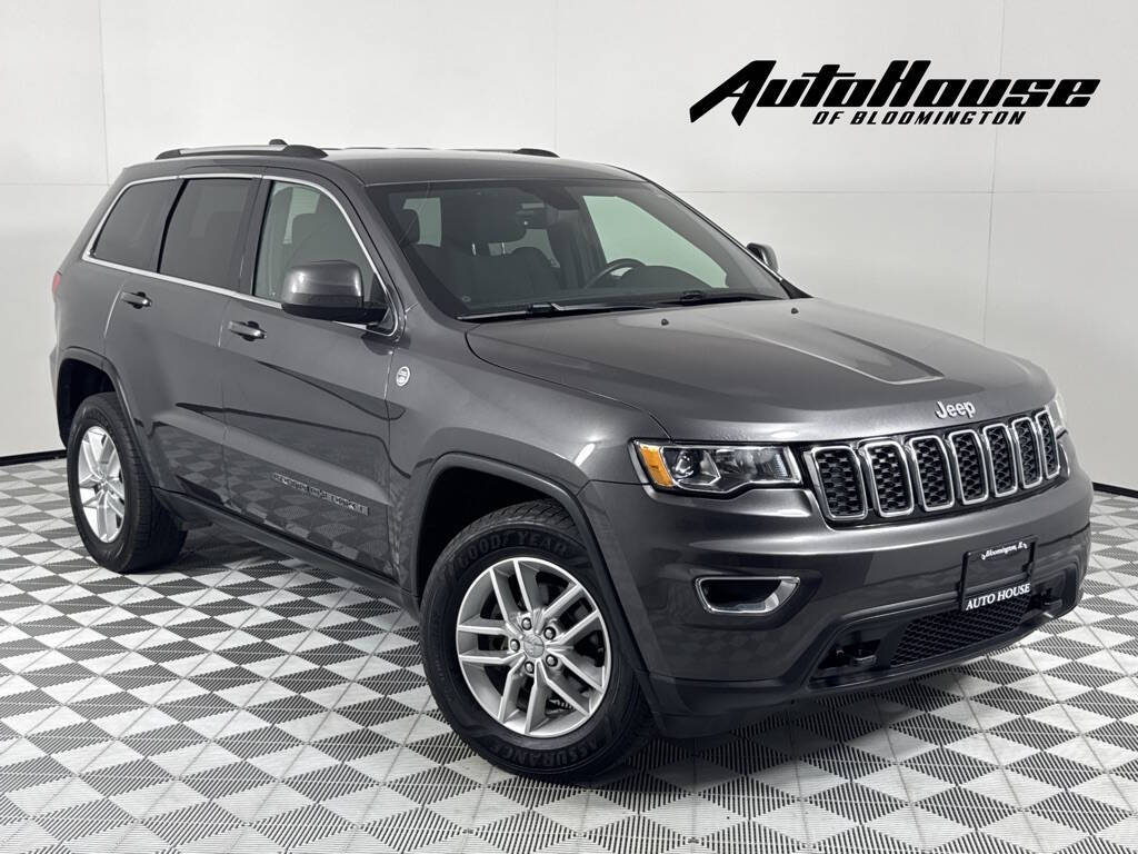 2017 Jeep Grand Cherokee Laredo 4x4 4dr SUV's photo