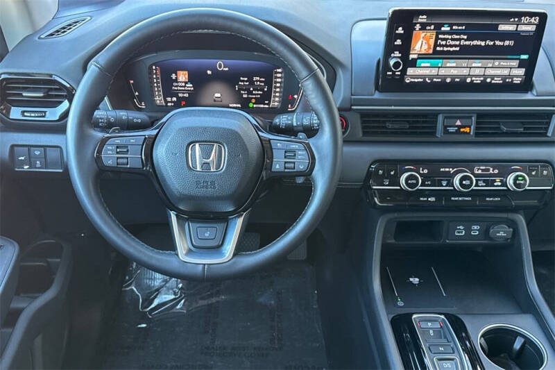 2025 Honda Pilot Elite