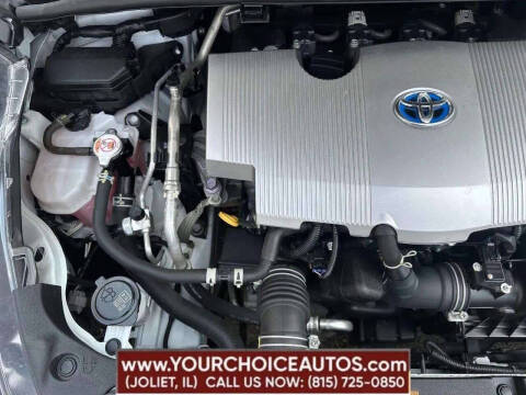 2022 Toyota Prius LE