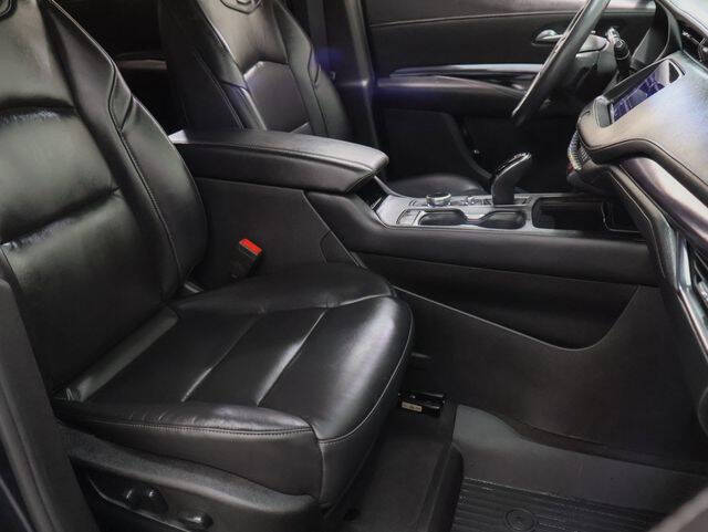 2023 Cadillac XT4 Luxury