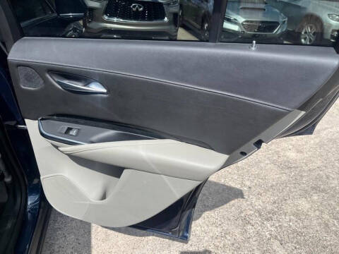 2019 Cadillac XT4 Premium Luxury