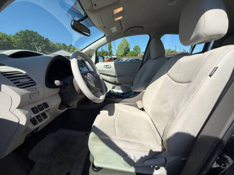 2011 Nissan LEAF SL