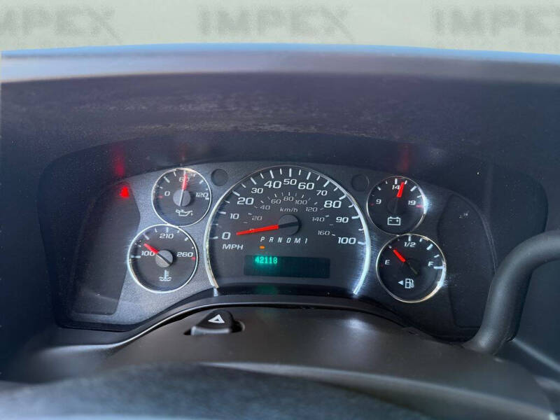 2023 GMC Savana 2500