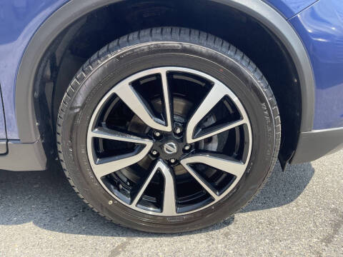 2017 Nissan Rogue SL