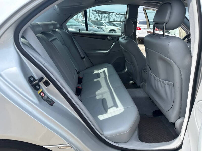 2002 Mercedes-Benz C-Class C 240