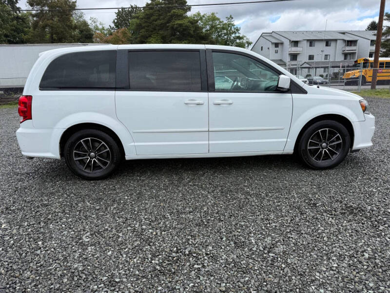 2016 Dodge Grand Caravan SXT Plus