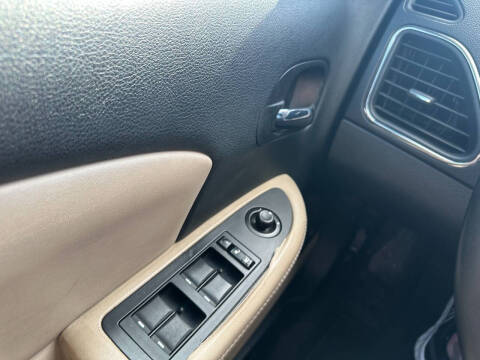 2012 Chrysler 200 Limited