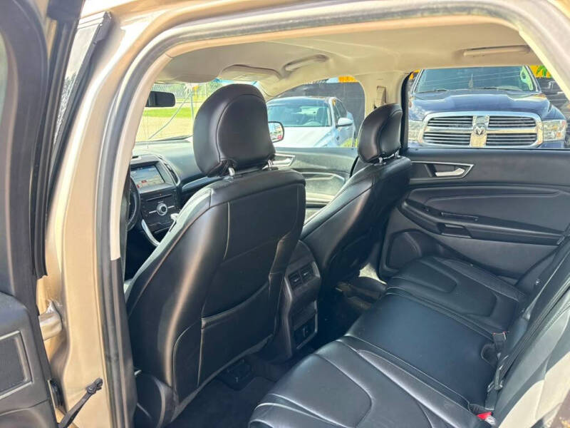 2017 Ford Edge Titanium