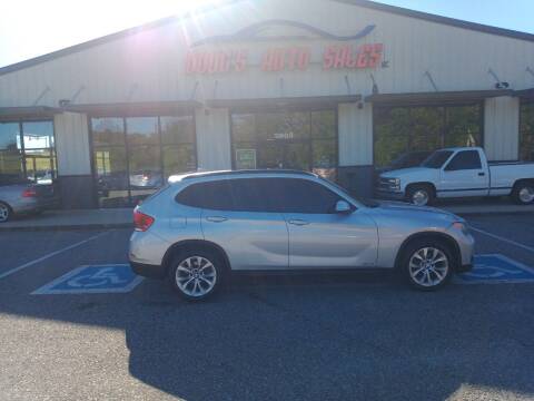 2013 BMW X1 for sale at DOUG'S AUTO SALES INC in Pleasant View TN