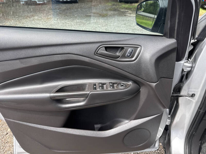 2019 Ford Escape S
