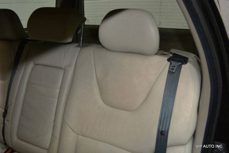 2007 Volvo V70 2.4