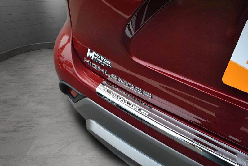 2022 Toyota Highlander Platinum