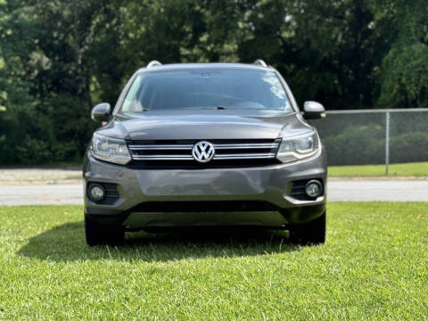 2016 Volkswagen Tiguan 2.0T R-Line 4Motion