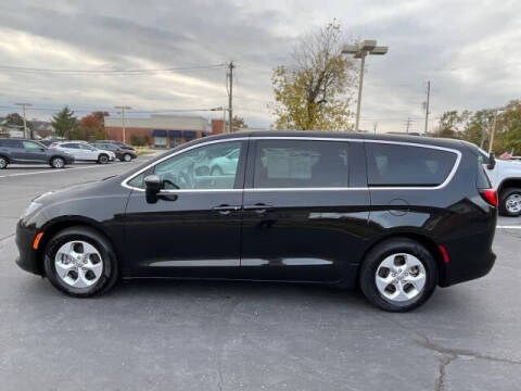 2017 Chrysler Pacifica LX