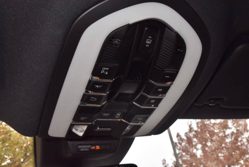 2023 Porsche Macan S