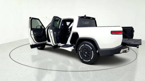 2025 Rivian R1T