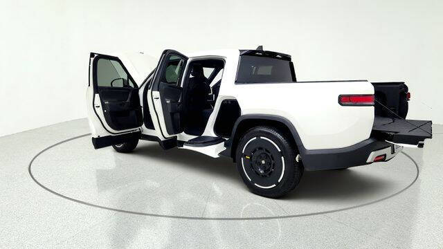 2025 Rivian R1T