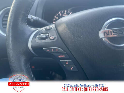 2020 Nissan Pathfinder SV