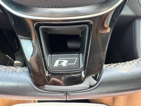 2019 Volkswagen Jetta R-Line