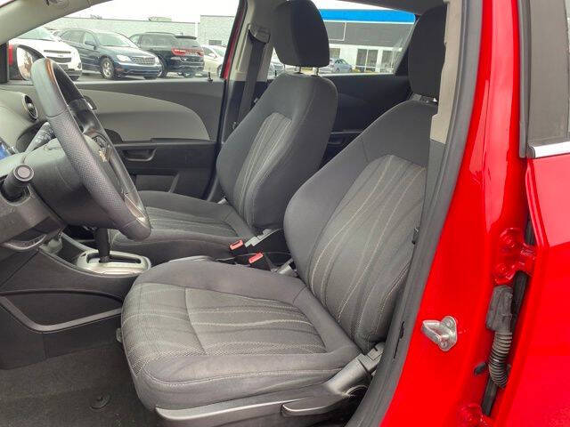 2015 Chevrolet Sonic LT Auto