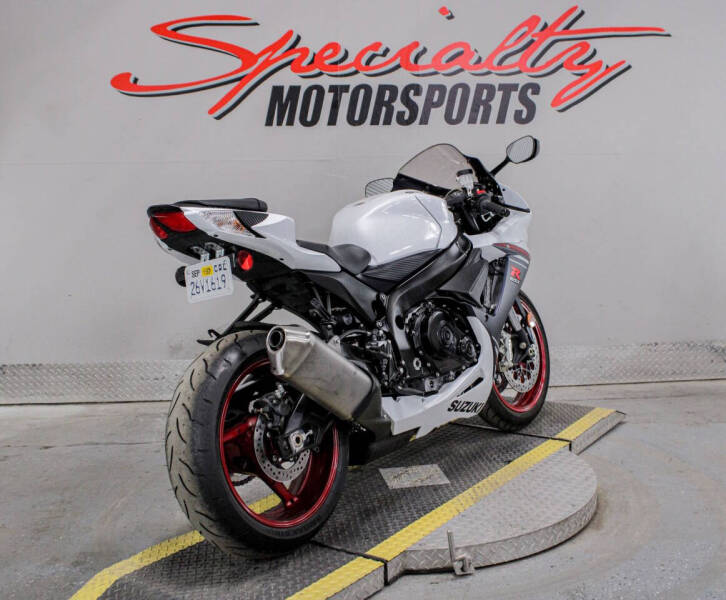 2024 Suzuki GSX-R600