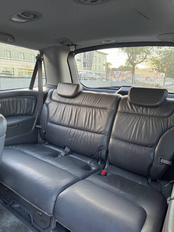 2005 Honda Odyssey EX-L w/DVD