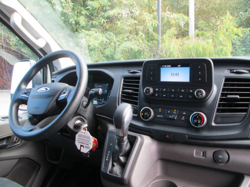 2024 Ford Transit 250