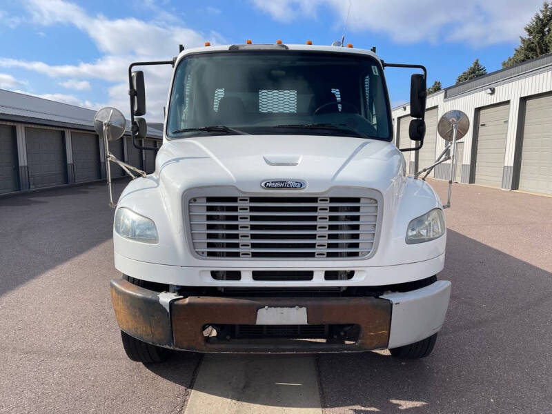 2012 Freightliner Business class M2