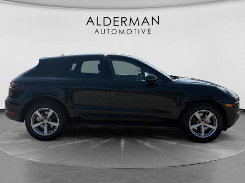2017 Porsche Macan