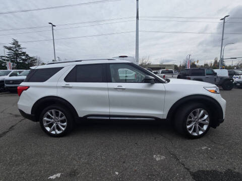 2022 Ford Explorer Platinum