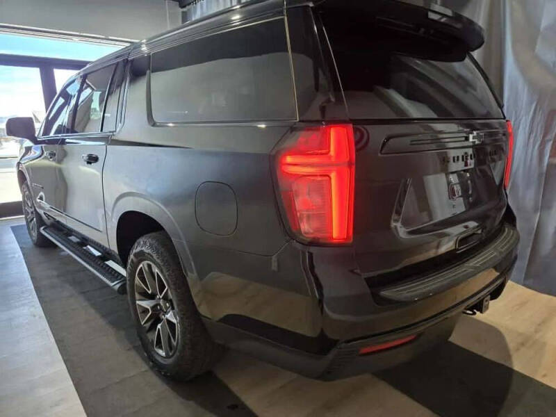 2023 Chevrolet Suburban Z71