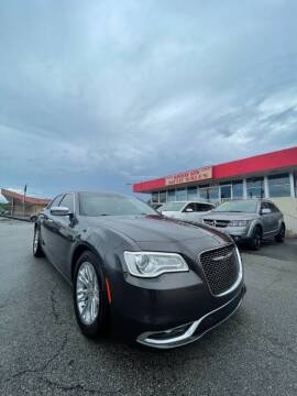 2017 Chrysler 300 for sale at Modern Auto Sales in Hollywood FL