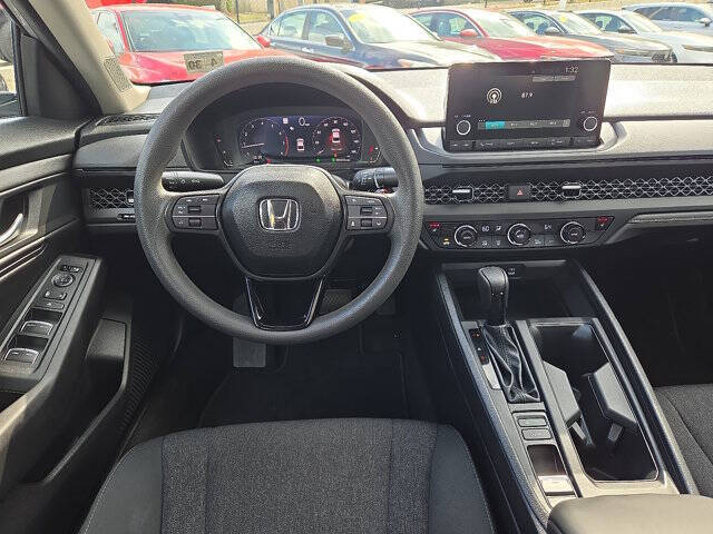 2025 Honda Accord SE